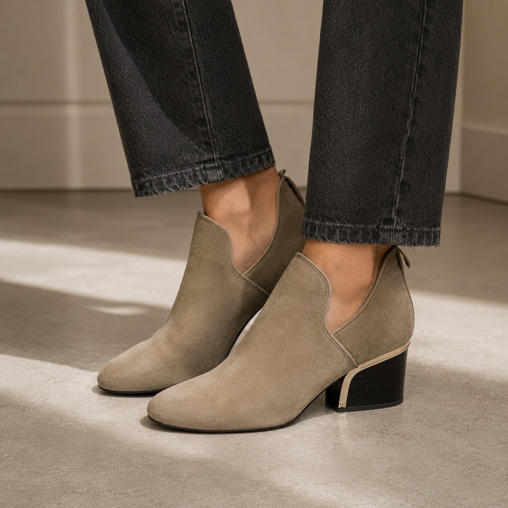 Latigo Suede Cutout‎ Block Heel Ankle Booties Taupe Size 7.5M